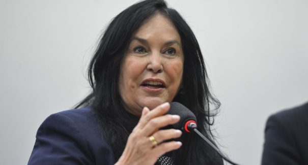 Senadora Rose de Freitas é eleita presidente da Comissão do Orçamento