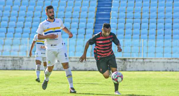 Com gol de pênalti, Moto Club supera o Palmas pela Série D