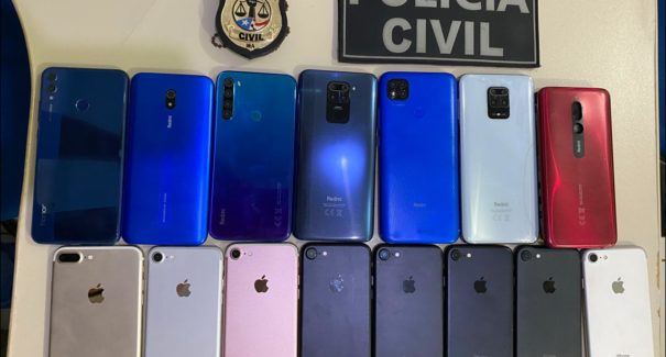 Celulares roubados de loja de departamento são apreendidos pela polícia