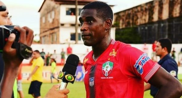 Ex-Pinheiro, atacante é anunciado pelo Maranhão para a Série B do Estadual