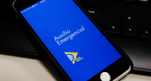 Auxílio emergencial é pago a beneficiários do Bolsa Família com NIS 2