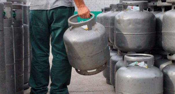Petrobras anuncia redução no preço do gás de cozinha