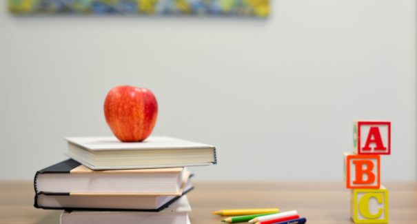 Professores aprovados em concurso são convocados em Rosário