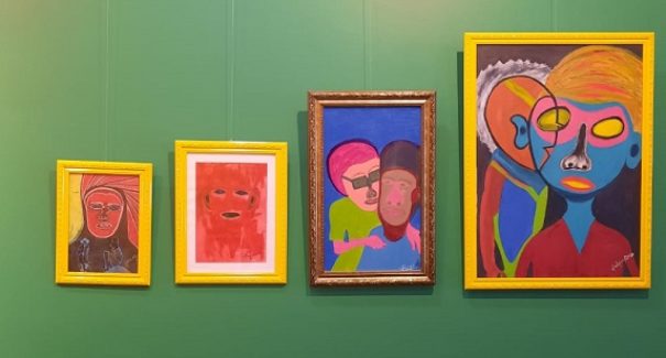 Pandemia da Covid-19 é retratada pelo artista plástico João de Deus