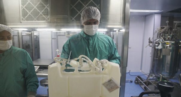Covid-19: Fiocruz recebe neste sábado nova remessa de insumos