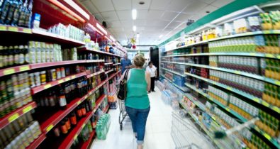 Alta de supermercados bate 5%, segundo Abras