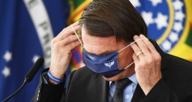 Bolsonaro quer tornar máscara opcional e diz que não vai obrigar população a tomar vacina