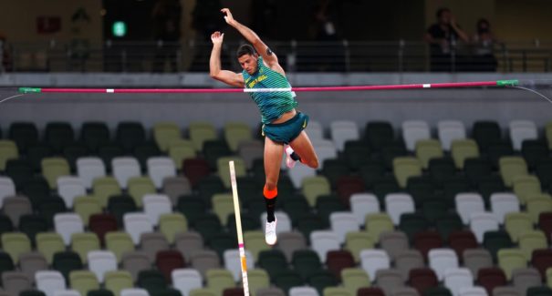 Thiago Braz salta 5,87m e conquista medalha de bronze nos Jogos de Tóquio