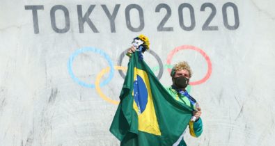 Pedro Barros conquista prata no skate park da Olimpíada
