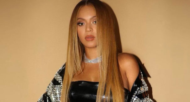 Beyoncé anuncia data de lançamento de novo álbum com 16 faixas
