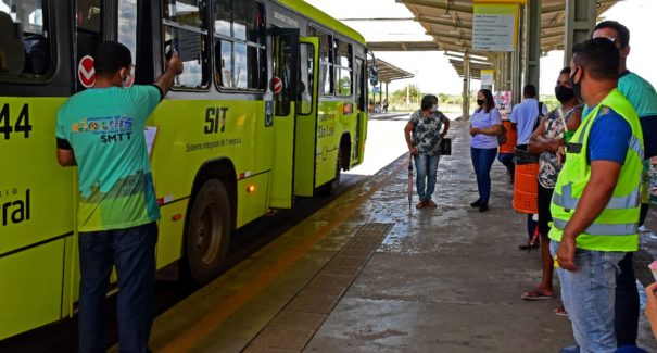 Frota de ônibus é ampliada para retomada das aulas presenciais em São Luís