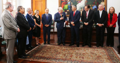 TJMA entrega medalha Cândido Mendes ao ministro Edson Fachin
