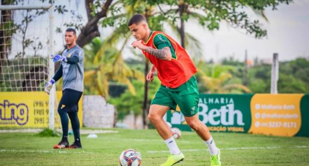Sampaio apresenta mais duas contratações para disputa da Segundona