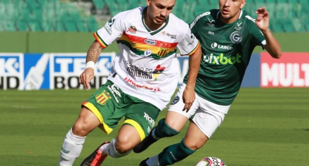 Sampaio empata com Goiás, com dois gols do meia Nádson