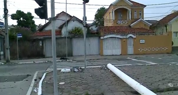 Acidentes de trânsito são registrados no início da manhã desta terça-feira