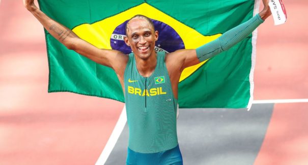 Alison dos Santos é bronze nos 400 m com barreiras