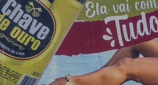 MPMA recomenda retirada de outdoor de cachaçaria