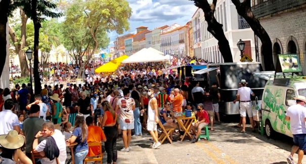 Feirinha de São Luís trará programação carnavalesca e vacinação animal neste domingo