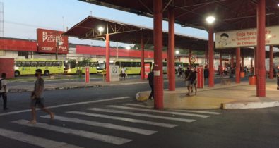 Manifestantes interditaram saída do Terminal da Cohama