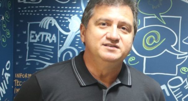 “O povo escolherá o candidato de Dino”