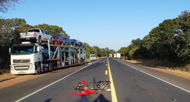 Motociclista fica gravemente ferido após acidente envolvendo quatro veículos na BR-316