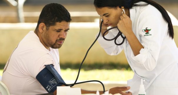 Agência Nacional de Saúde esclarece dúvidas sobre redução no valor dos planos de saúde