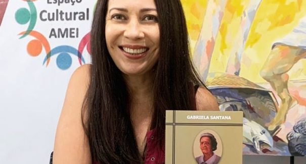 Professora escreve livro sobre a segunda mulher a entrar na Academia Maranhense de Letras