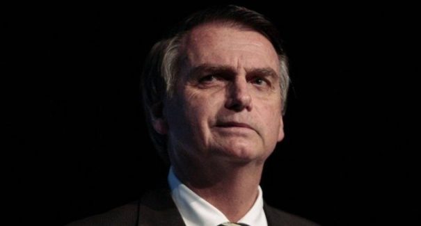 Jair Bolsonaro é preso pela Polícia Federal