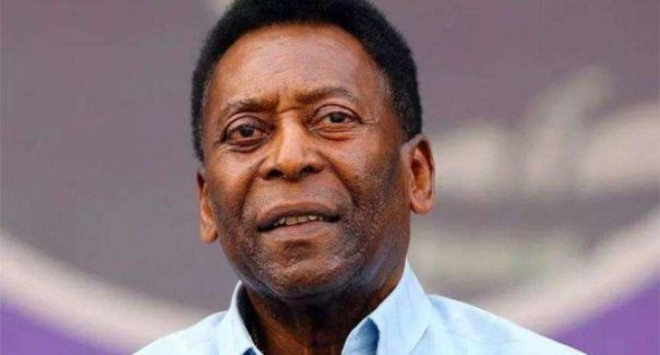 Pelé tem progressão de doença oncológica e seguirá internado