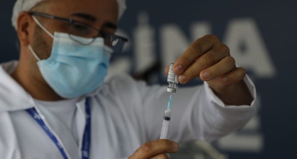 Atraso na segunda dose da vacina contra covid-19 está em 11%