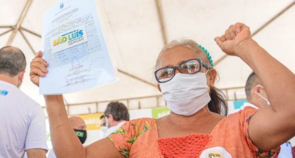 Comunidade da Zona Rural de São Luís recebe títulos de posse da terra