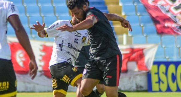 Moto pode jogar sem três titulares contra o Castanhal