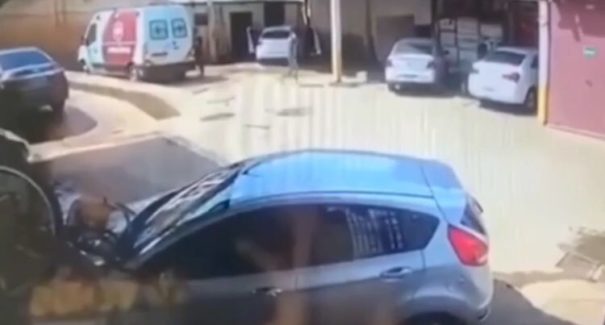 VÍDEO: homens armados roubam lava jato em Imperatriz
