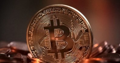 El Salvador se torna primeiro país a adotar bitcoin como moeda legal