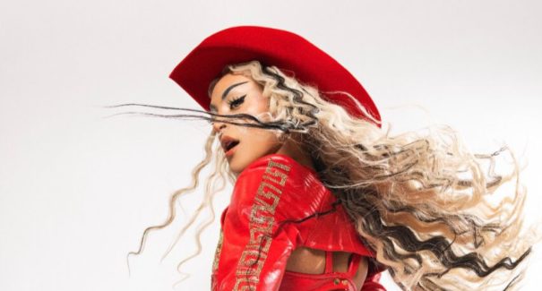 Pabllo Vittar anuncia data de estreia do videoclipe de Bang Bang