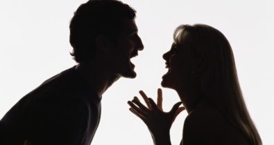 Alertas de como identificar e saber caracterizar um relacionamento abusivo