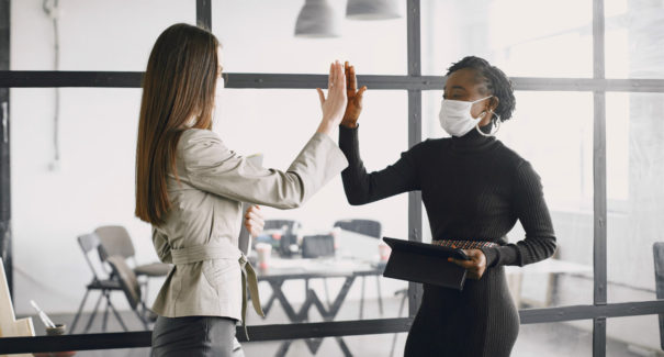 A volta do trabalho presencial: especialista indica as principais dificuldades