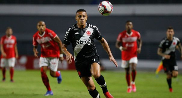 Vasco tropeça no fim contra o CRB pela 24ª rodada da Segundona