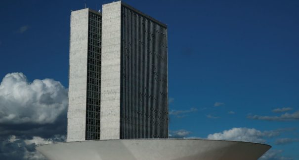 Projeto que altera o Código Penal é aprovado pela CCJ da Câmara