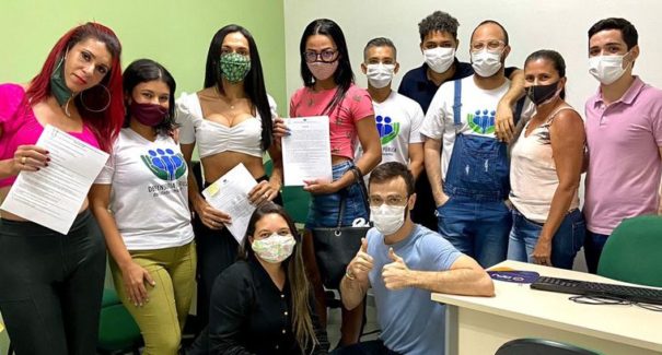 Pessoas trans realizam retificação de nome e gênero durante mutirão em Imperatriz