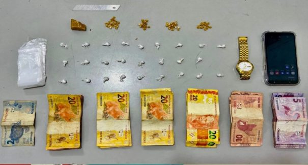 Duas pessoas são presas em flagrante por tráfico de drogas na capital