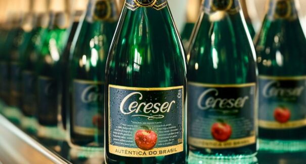 Anvisa manda suspender a venda de 28 lotes da Sidra Cereser