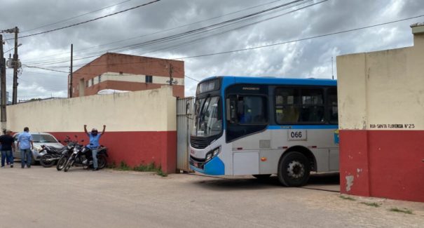 Há cinco dias em greve, funcionários da Autoviária Matos voltam ao trabalho