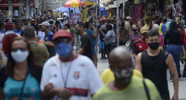 Brasil tem 26 mil novos casos de covid-19; em 24 horas já foram registrados 161 óbitos