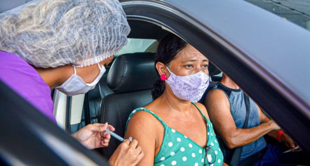 Projeto de Lei propõe comprovante de vacinação para acesso a locais de grande circulação