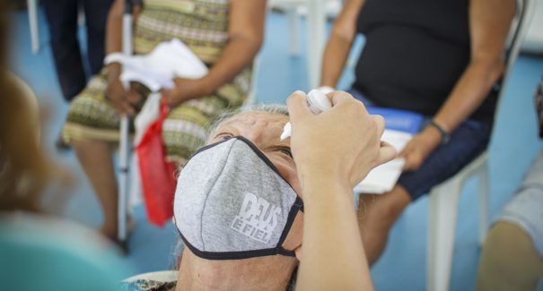 Ações do programa Saúde na Praça ocorre na Vila Itamar