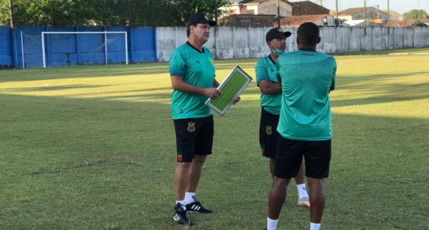 Seis clubes lutam para subir e sete tentam fugir da degola