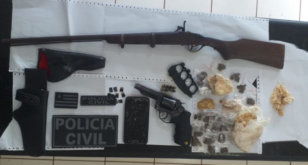 Três pessoas são presas com drogas e arma de fogo em Porto Franco