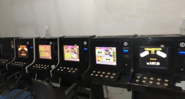 Duas casas de jogos de azar são fechadas nos bairros do Turu e Renascença