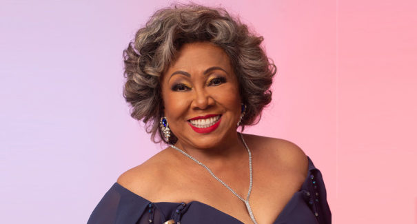 Cantora Alcione cancela show em Barreirinhas por ordens médicas